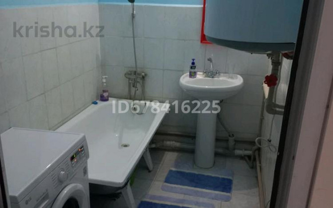 2-комнатная квартира посуточно, 60 м², 2/9 этаж, мкр Нурсат 135 / Аргынбекова и Байдибек би Шымкент - изображение 3