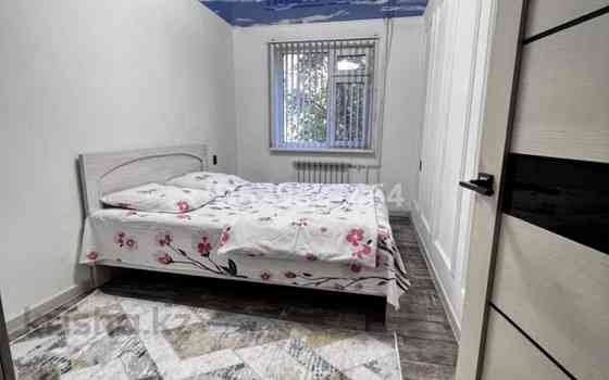2-комнатная квартира посуточно, 48 м², 2/5 этаж, Айбергенова 5а / Областная детская стоматология Shymkent