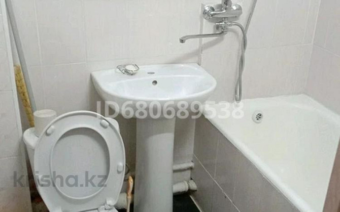 1-комнатная квартира посуточно, 35 м², 2/5 этаж, 12-й микрорайон, 12-й микрорайон / Сайрамская-Валих Shymkent - photo 4