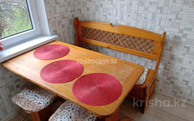 1-комнатная квартира посуточно, 35 м², 2/5 этаж, 12-й микрорайон, 12-й микрорайон / Сайрамская-Валих Shymkent - photo 2
