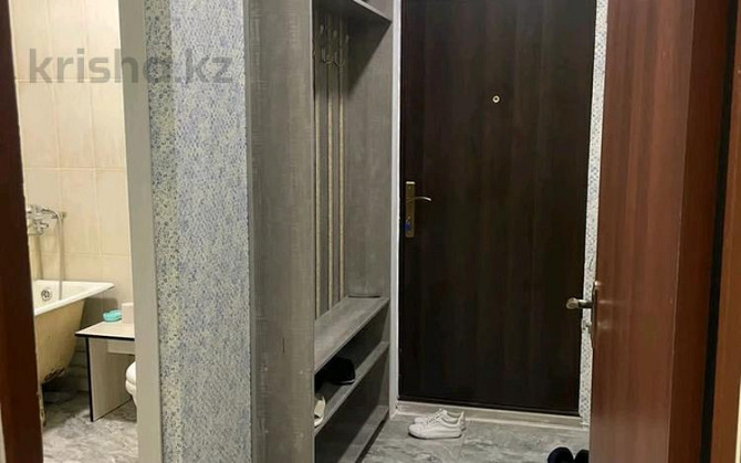 1-комнатная квартира посуточно, 40 м², 3/5 этаж, Бейбытшылык 4а Shymkent - photo 4