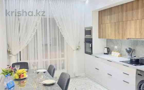 2-комнатная квартира посуточно, 78 м², 9/16 этаж, Байтерекова 100/4 / МЕТРО Акимат Шымкент