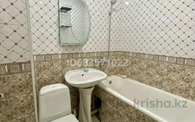 2-комнатная квартира посуточно, 50 м², 4/5 этаж, Бауржан Момышұлы 19 / Гани Иляева Шымкент - изображение 3
