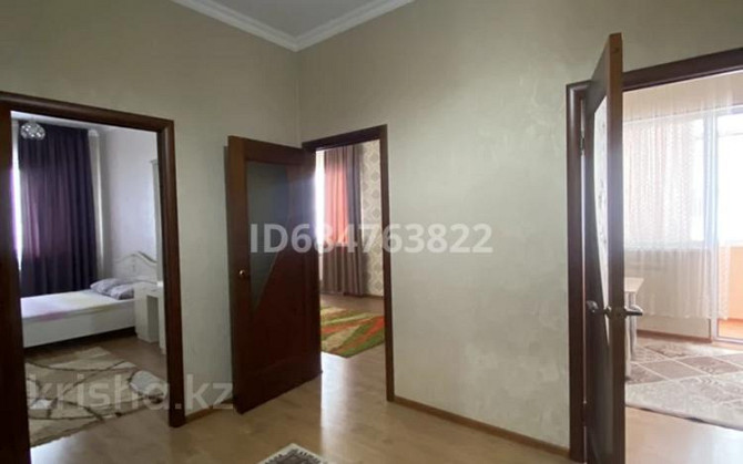 2-комнатная квартира посуточно, 87 м², 4/15 этаж, Кунаева 91 / Мега Гипре хау рядом Шымкент - изображение 1