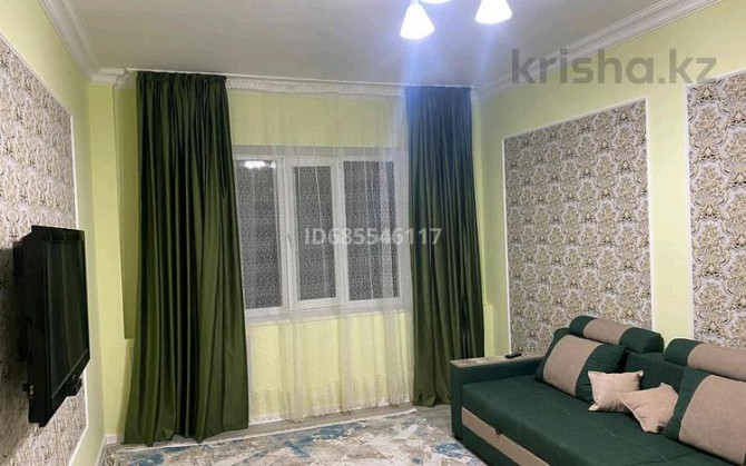 1-комнатная квартира посуточно, 50 м², 2/5 этаж, мкр Север / Рыскулова пересечение Шаяхметова Шымкент - изображение 1