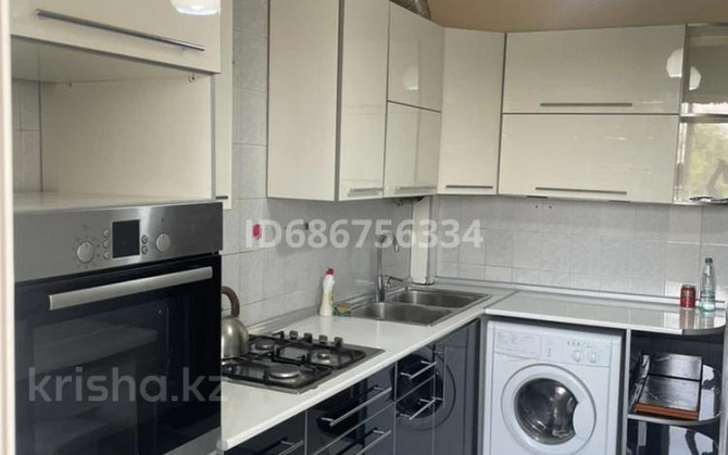 2-комнатная квартира посуточно, 80 м² посуточно, Таукехана 70 Shymkent - photo 1