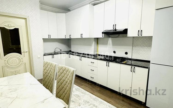 1-комнатная квартира посуточно, 50 м², 6/10 этаж, мкр Нурсат 2, Мкр нурсат2 . Ж.К Қайнар . 37 Шымкент - изображение 3