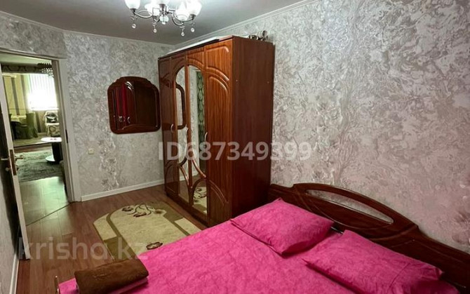 3-комнатная квартира посуточно, 75 м², 2/4 этаж, Тауке хан Шымкент - изображение 2