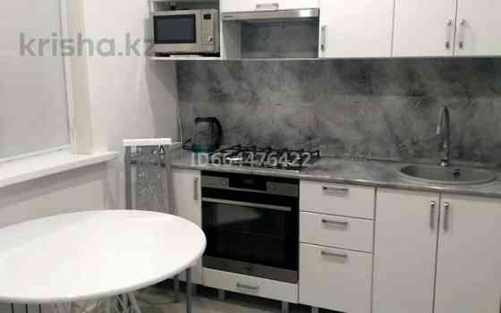 1-комнатная квартира посуточно, 40 м², 2/9 этаж, 10 мкр 2 Аксай
