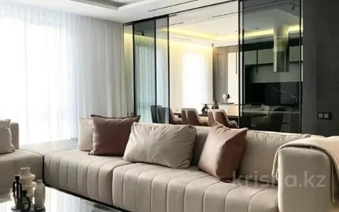 4-комнатная квартира долгосрочно, 250 м², 1/6 этаж, Тимирязева 2а-в Алматы - изображение 2