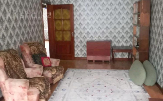 4-комнатная квартира долгосрочно, 74 м², 1/5 этаж, Сурикова - Школа 6 Shymkent - photo 7