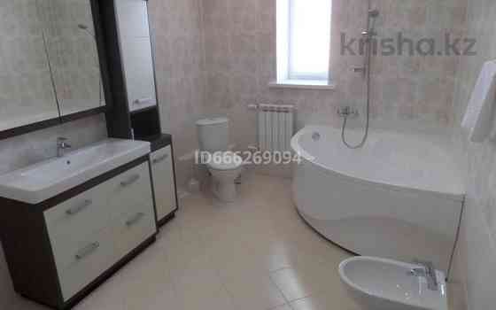 6-комнатный дом долгосрочно, 350 м², 12 соток, Момышулы 6 Atyrau