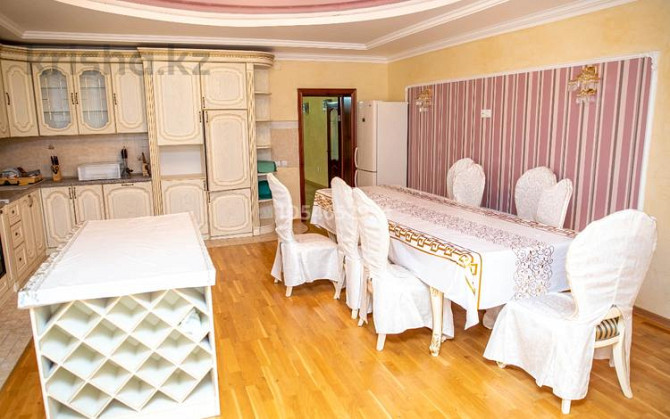 9-комнатный дом долгосрочно, 1000 м², 13 соток, мкр Мунайшы Atyrau - photo 3