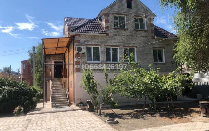 7-комнатный дом долгосрочно, 400 м², мкр Центральный / Валиханова Atyrau - photo 3