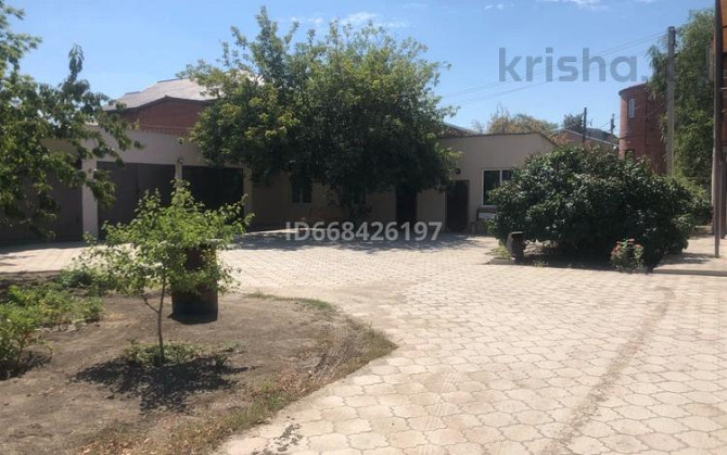 7-комнатный дом долгосрочно, 400 м², мкр Центральный / Валиханова Atyrau - photo 2