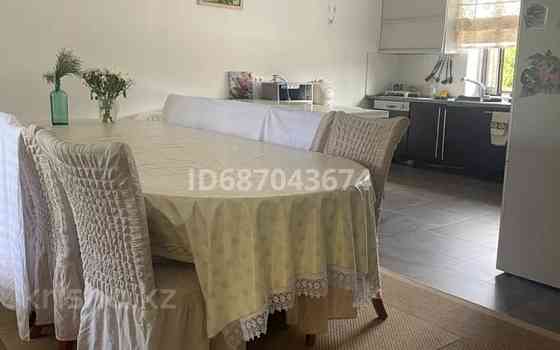 5-комнатный дом долгосрочно, 220 м², 10 соток, 8 озер / Кг Palm Valley Байсерке