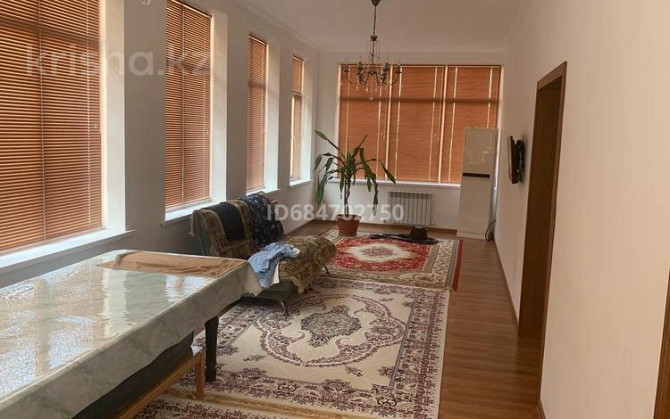 5-комнатный дом долгосрочно, 200 м², 8 соток, мкр Нурсая 2 / 5-й проезд Atyrau - photo 1