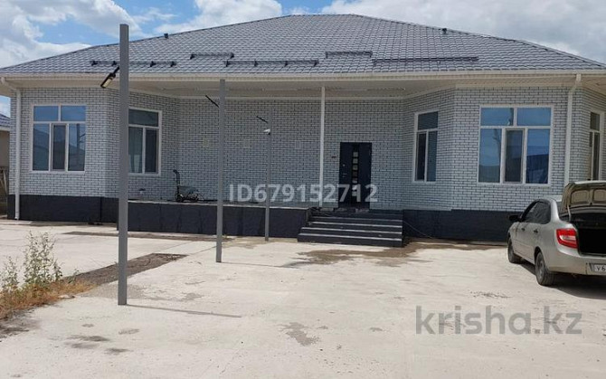 6-комнатный дом долгосрочно, 360 м², 10 соток, мкр Атырау, Ақкөл 21 / Рысмагамбетов Atyrau - photo 1