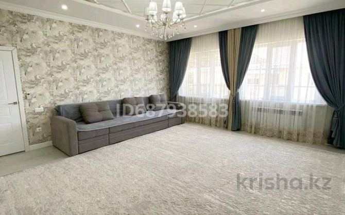 4-комнатный дом долгосрочно, 186 м², 8 соток, мкр Водников-2 / 24 улица Atyrau - photo 1