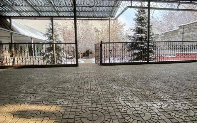11-комнатный дом долгосрочно, 517 м², 10 соток, Жарокова 286Г / Дунаевского Алматы - изображение 3