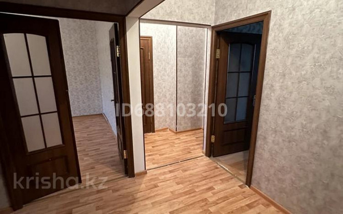 4-комнатная квартира продажа, 80 м², 4/5 этаж, мкр Сайрам 1 Шымкент - изображение 1