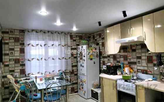 4-комнатная квартира продажа, 80 м², 1/2 этаж, Октябрьская Бишкуль