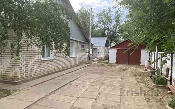 7-комнатный дом продажа, 143 м², 8 соток, Достык 26 - Утемисова Достык