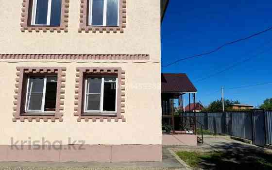7-комнатный дом продажа, 280 м², 12 соток, улица Достык 44 Ust-Kamenogorsk