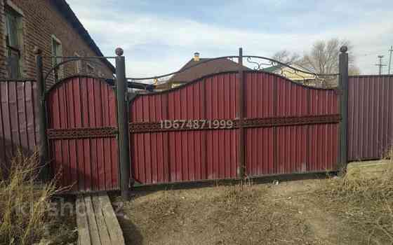 10-комнатный дом продажа, 270 м², 12 соток, Дуйсенова 37/2 Ayagoz