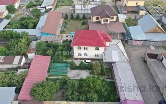 7-комнатный дом продажа, 249.7 м², 10 соток, Қоңыртөбе 23 Абай