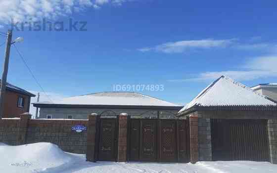 8-комнатный дом продажа, 200 м², 10 соток, Қайнар к 243а - Бірінші Украинка