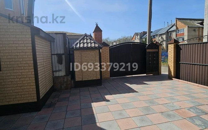 12-комнатный дом продажа, 450 м², 5 соток, Парковая Petropavlovsk - photo 8