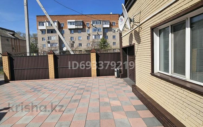 12-комнатный дом продажа, 450 м², 5 соток, Парковая Petropavlovsk - photo 4