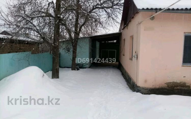 6-комнатный дом продажа, 140 м², 11 соток, Жуйриктаева 16 - Акимат, Почта Мынбаево - photo 1