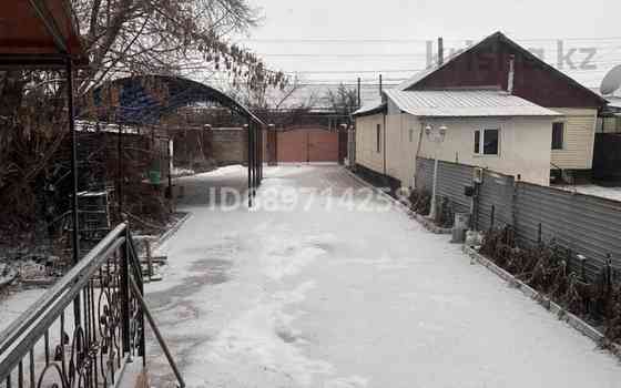 5-комнатный дом продажа, 260 м², 6 соток, Кунаева 35а - Азербаева Абай