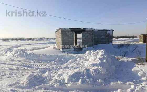 6-комнатный дом продажа, 200 м², 7 соток, Акжайык - С левой стороны по трассе с города Жибек Жолы