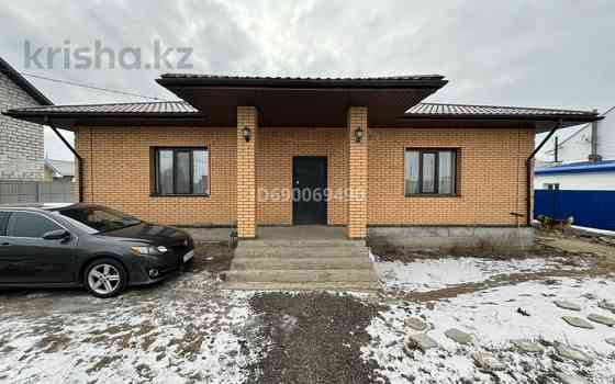 4-комнатный дом продажа, 140 м², 15 соток, Момышұлы 3 - Курманова Жибек Жолы
