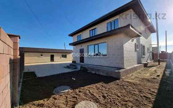 12-комнатный дом продажа, 250 м², 10 соток, 1 микрорайон 103 - Молдуголова Жибек Жолы