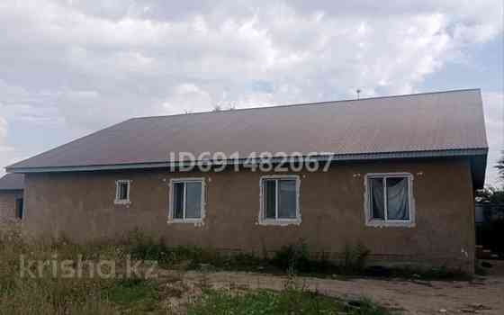 10-комнатный дом продажа, 270 м², 4 соток, Квартал 273 289 Абай