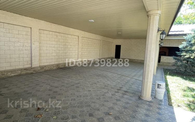 8-комнатный дом продажа, 400 м², 10 соток, Буркит - Магазин Светофор Шымкент - изображение 4