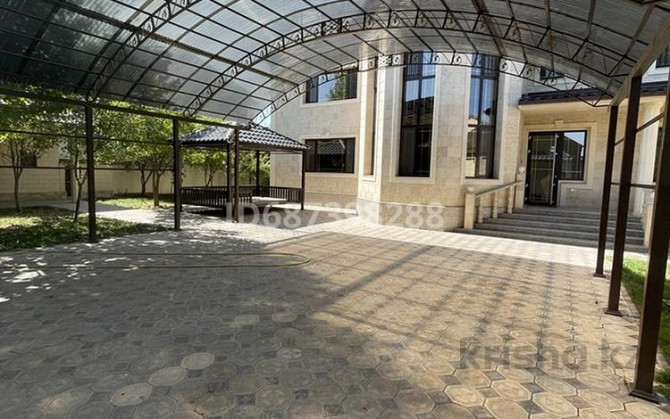 8-комнатный дом продажа, 400 м², 10 соток, Буркит - Магазин Светофор Шымкент - изображение 1