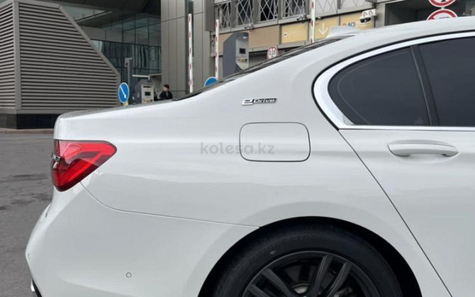 BMW 740, 2017 ж Нур-Султан - изображение 7