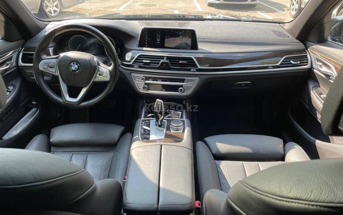 BMW 740, 2017 ж Нур-Султан - изображение 5