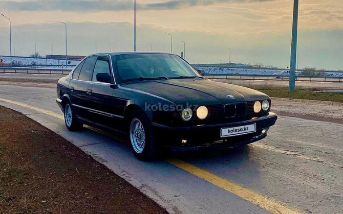 BMW 525, 1988 Тараз - изображение 1