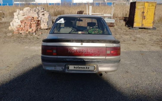 Mazda 323, 1992 Астана - изображение 4