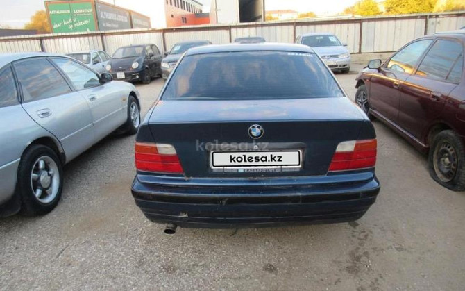 BMW 320, 1992 ж.ш Актобе - изображение 2
