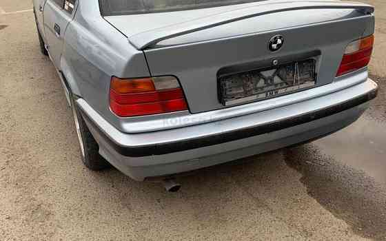 BMW 318, 1992 Semey
