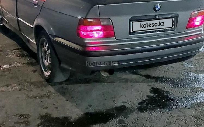 BMW 318, 1992 ж.ш Тараз - изображение 3