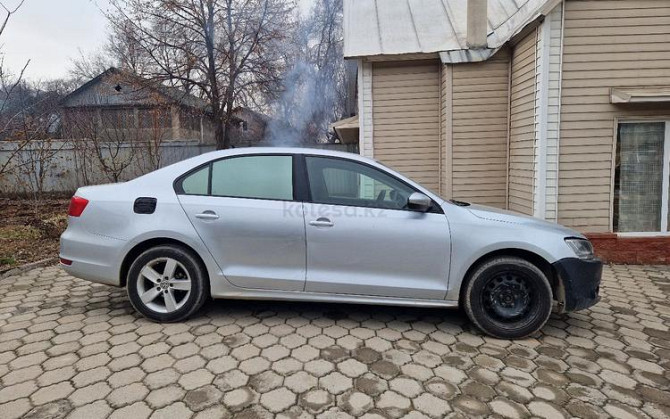 Volkswagen Jetta, 2014 ж Алматы - изображение 3