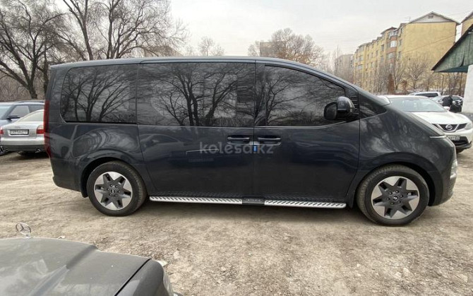 Hyundai Staria, 2022 ж Алматы - изображение 7